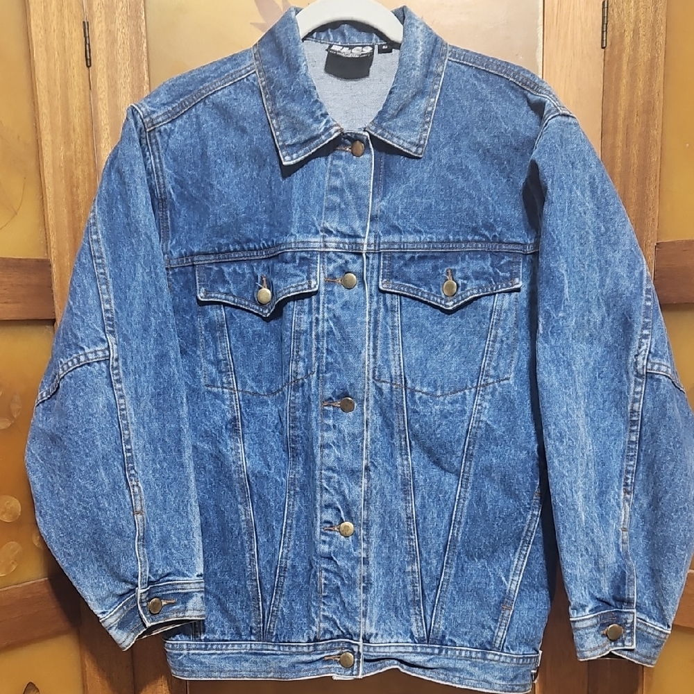 Vintage 90's Oversized Classic Blue Denim Jacket